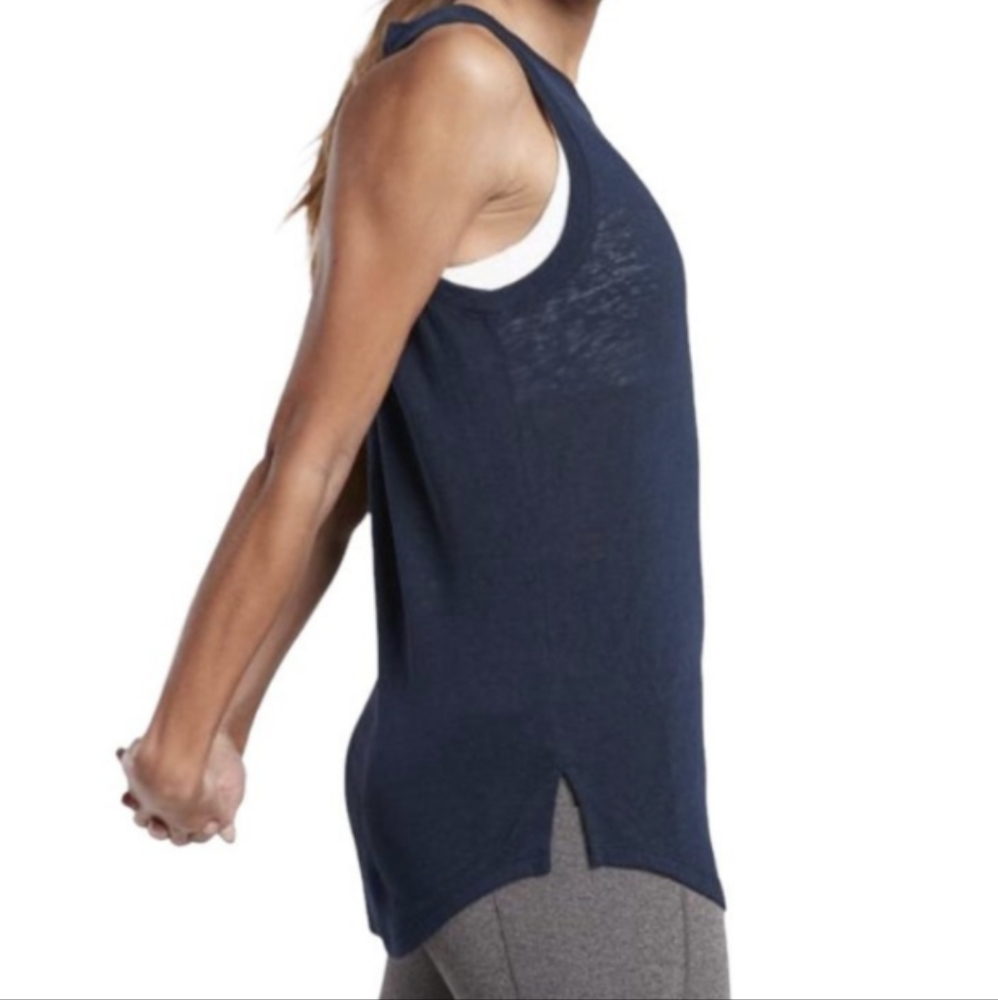 ❓Athleta Breezy Navy Tank - Picture 3 of 9